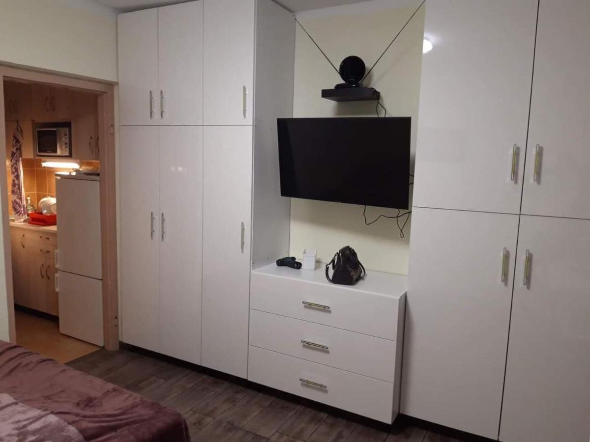 Kr Apartman Шіофок Екстер'єр фото