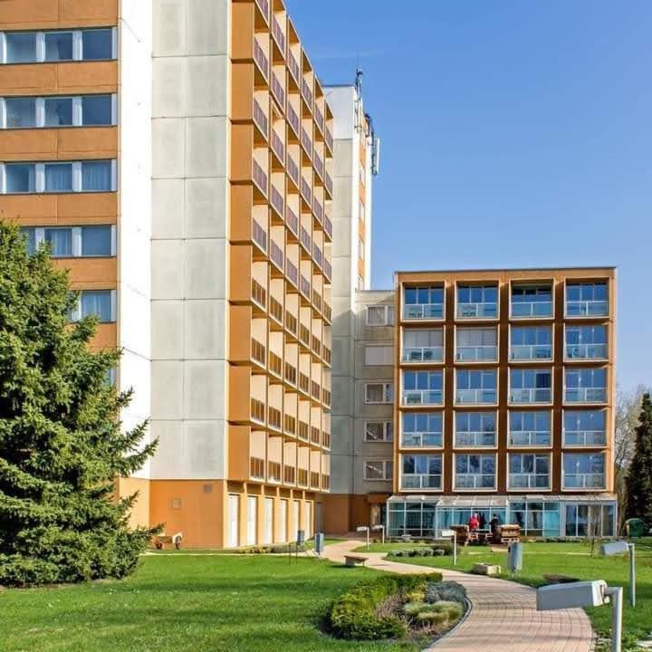 Kr Apartman Шіофок Екстер'єр фото