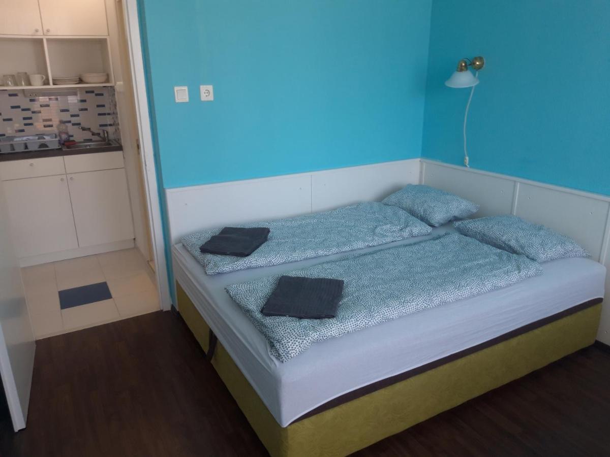 Kr Apartman Шіофок Екстер'єр фото